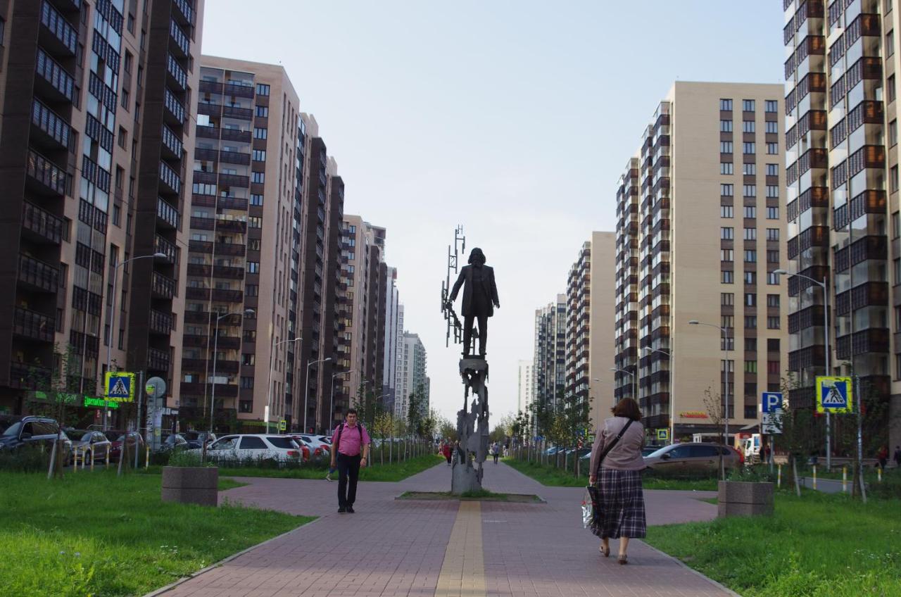 Apartment On Boulevard Mendeleeva Sankt Petersburg Exteriör bild